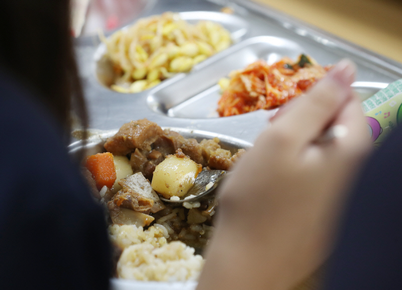 ▲ 인천 중학교에 이어 고교도 내년부터 무상급식을 한다.