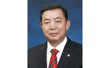 국회 교육위원회 (위원장 이찬열 수원 장안)은 ‘패스트트랙’으로 지정된 ‘유치원 3법’이 마침내 국회 본회의를 통과했다고 밝혔다.