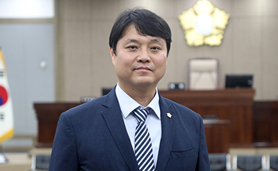                       수원시의회 후반기 의장 후보   조석환 의원