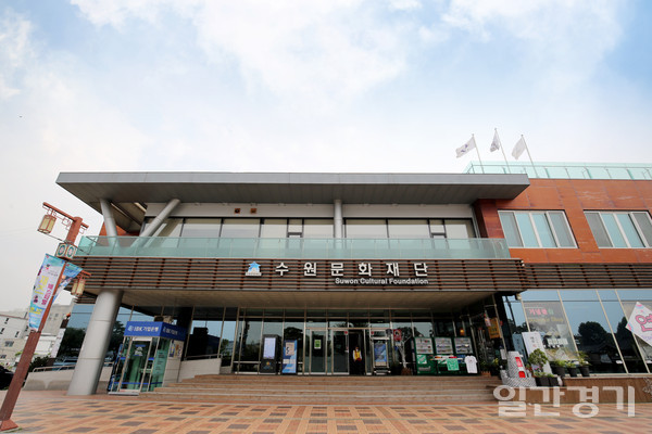 수원문화재단은 다음달 22일 한국 최고의 첼리스트 손영훈과 함께하는 클래식 공연을 개최한다. (사진=수원문화재단)