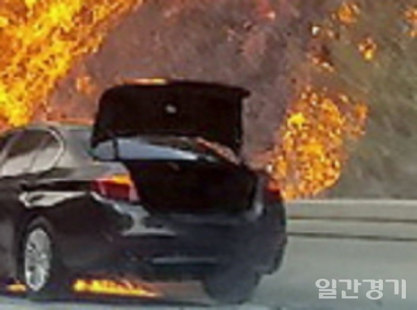 김포시 풍무동 한 도로에서 차량 한 대가 불이 나 1000여 만원의 재산피해가 발생했다. 사진은 기사 내용과 관계 없음. 