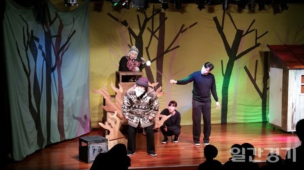 수원문화재단은 오는 24일 수원SK아트리움 소공연장에서 '늑대야 친구하자' 공연을 펼친다. (사진=수원문화재단)