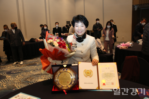 지난해 12월 김영숙 청소년지킴이 대표가 대한민국교육공헌대상을 수상했다. (사진=오재호 기자)