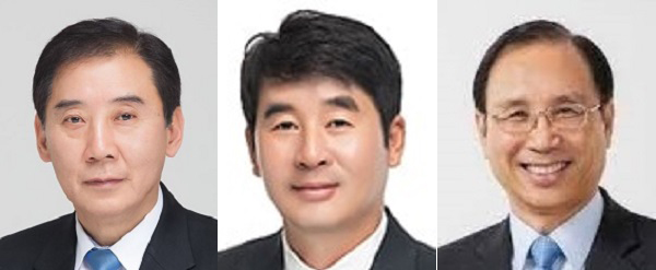 왼쪽부터 박윤국 현 시장, 강준모 포천시의회 의원, 최호열 전 포천·가평 지역위원장