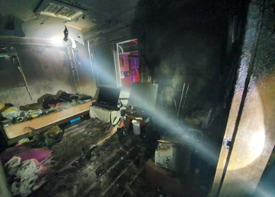 5월12일 오전 2시5분께 강화읍 관청리의 한 단독주택 2층에서 화재가 발생해 40대 남성 1명이 숨졌다. (사진=인천소방본부)