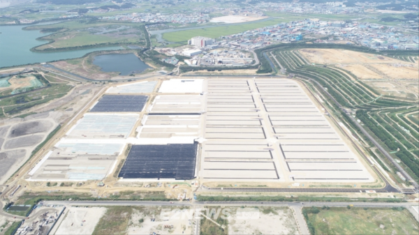 유정복&nbsp;인천시장직 인수위는 1500여만㎡(480만평)의 수도권매립지를 첨단산업단지와 공원&middot;체육복합공간으로 조성할 계획이라고 밝혔다.&nbsp; 사진은 매립지 3-1 공구. (사진=인천시장직 인수위)