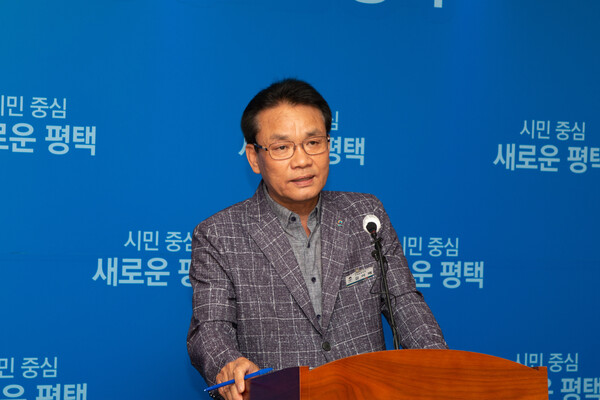 6-28-11-3_평택시_소사벌지구_대규모_민간_복합체육센터_건립_확정_브리핑사진