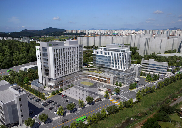 김포우리병원이&nbsp;2019년 시작한 지하 5층~지상 11층 연면적 1만평 규모의 신관 증축을 완료하고 5월1일 진료를 시작했다. (사진=김포우리병원)