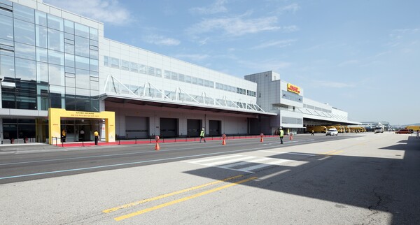 인천국제공항공사가 인천공항 북측 화물터미널 지역에 위치한 DHL 화물터미널이 확장공사를 완료하고 본격 운영을 개시했다.&nbsp;