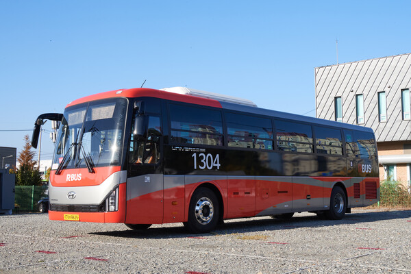 양주시 백석읍과 서울 잠실역을 오가는 1304번 광역버스가 10월16일부터 운행을 시작했다. (사진=양주시)