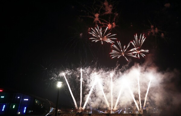 제5회 운정호수공원 불꽃축제가 11월4일 가을밤 하늘을 화려하게 수놓으며 성황리에 막을 내렸다.&nbsp;(사진=파주시)