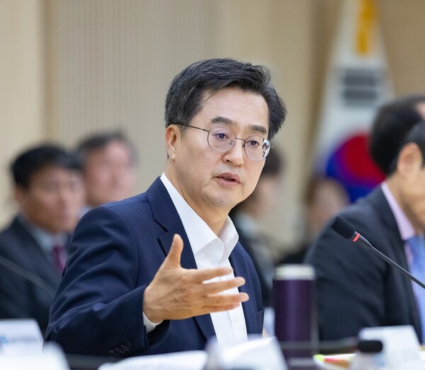 경기도 대표단이 1조 원 규모의 친환경기업 제조시설 투자 유치 등 미래혁신산업 투자 유치와 경제&middot;자원 교류 강화를 위해 11월 27일부터 30일까지 2박 4일간 호주 시드니시를 방문한다. (사진=경기도)