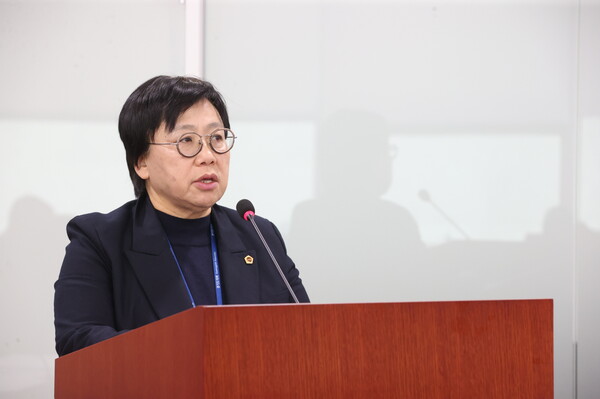 경기도의회 조미자(더불어민주당, 남양주3) 의원이 대표 발의한 &lsquo;경기도 장애예술인 문화예술 활동 지원에 관한 조례 일부개정조례안&rsquo;이 12월20일 소관 상임위인 문화체육관광위원회에서 원안 가결됐다. (사진=경기도의회)