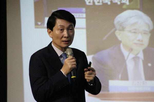 김민철 의원이 1월5일 의정부문화원에서 열린 성과보고회에서 발언하고 있다. (사진 =조태근 기자)