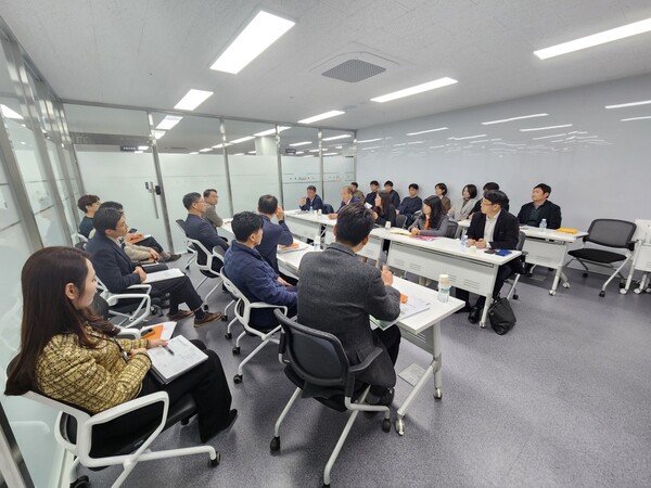 남양주시는 지난 3월6일 시청 회의실에서 한국토지주택공사(이하 LH)와 ‘남양주권 공공개발사업 실무협의회(실무협의회)’를 개최했다고 밝혔다.
