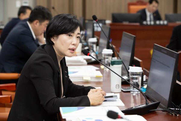 이경혜(더불어민주당, 고양4) 의원이 4월1일 고양상담소에서 민선8기 경기도 주요 교통정책인 ‘GTX 플러스 노선안의 정부 건의 계획’을 환영한다고 밝혔다. (사진=경기도의회)