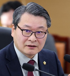 김유곤(국·서구3) 인천시의회 의원.