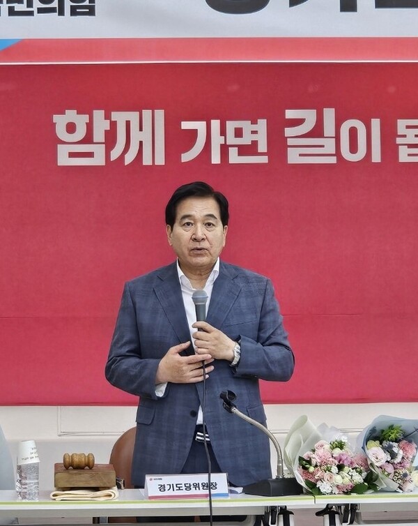 심재철 국민의힘 신임 경기도당위원장이 6월 21일 운영위원회에서 선출 소감을 말하고 있다.(사진=국민의힘 경기도당)