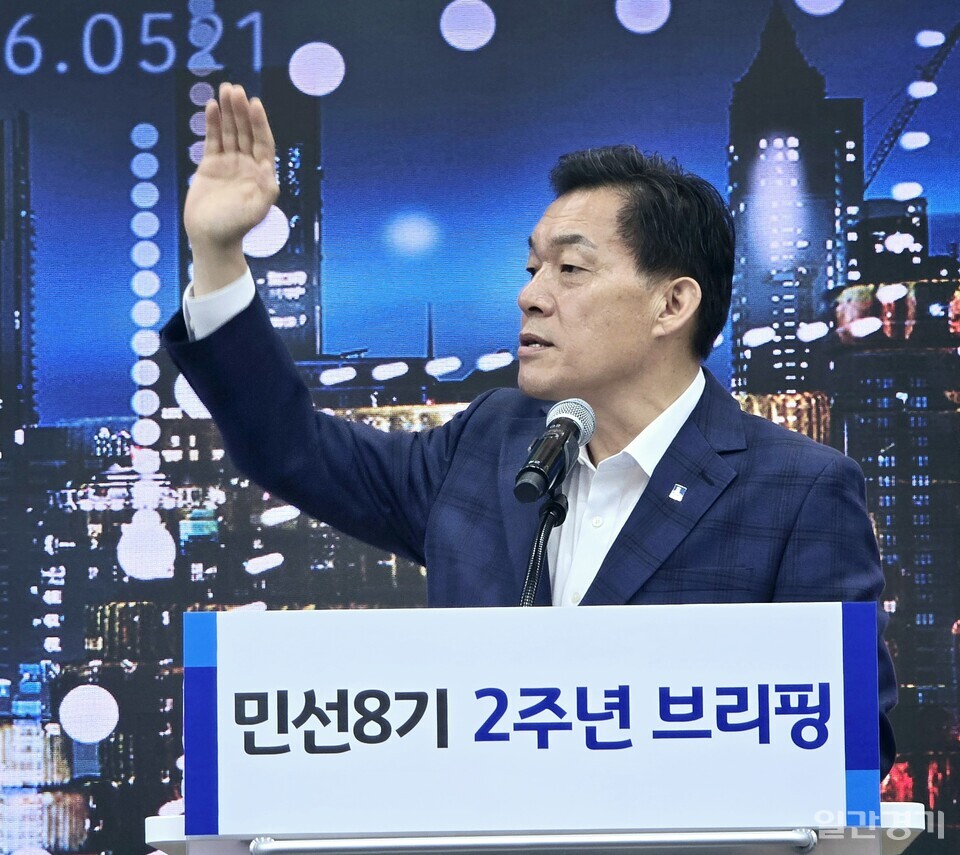 이재준 수원시장은 7월8일 오전 10시 수원시청에서 민선8기 취임 2주년 기자 브리핑을 열었다. (사진=김희열 기자)