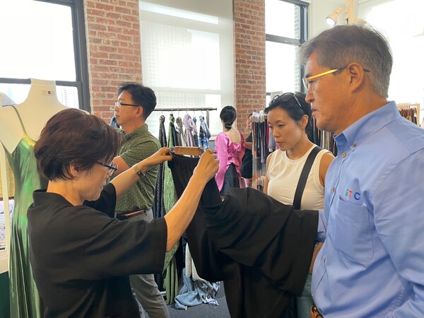 경기도와 경기도경제과학진흥원은 7월15일부터 18일까지 미국 트리베카 360°에서 열린 2024 추계 PVNY+수출로드쇼에서 경기도관을 운영했다.(사진=경기도)