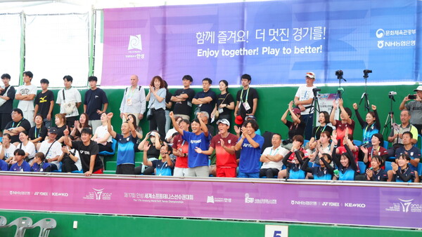 안성에서 열리고 있는 제17회 세계소프트테니스선수권대회에서 대한민국 대표팀의 엄예진 선수가 여자단식 금메달을 획득하는 등 선전을 펼치고 있다. (사진=안성시)