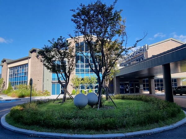 포천시 공공산후조리원이 지역 출산율 증가를 위한 역할을 톡톡히 하고 있다. 사진은 포천공공산후조리원 외경. (사진=김순철 기자)