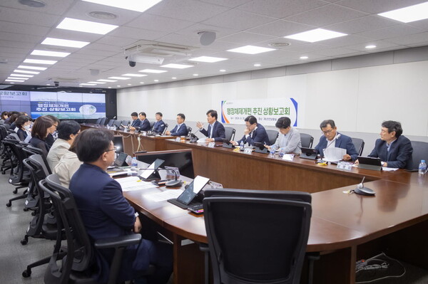 서구는 지난달 30일 ‘행정 체제 개편 추진 상황보고회’를 개최했다.(사진=인천 서구)