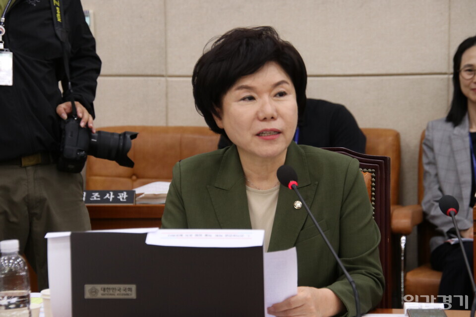 조은희 행안위 여당 간사는 민주당은 5명의 불출석 증인 중 거주지가 대부분 경남 지역이라 오늘 내로 동행하는 것은 어려운 명태균, 김영선 증인들만 꼭 집어서 동행명령장을 발부했다며 형평성에 어긋난다고 반발했다. (사진=조태근 기자)