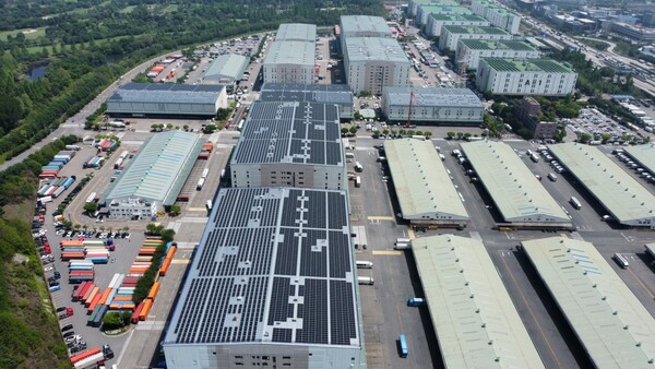 경기도는 산업단지 RE100 추진 이후 산업단지 관리기본계획을 변경해 태양광 발전사업이 가능한 산업단지가 50개에서 99개로 약 2배 증가했다고 12월5일 밝혔다. (사진=경기도)