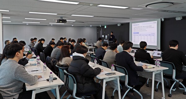 IPA가 내년 수출입과 물동량 전망 세미나를 진행하고 있다.(사진=IPA)