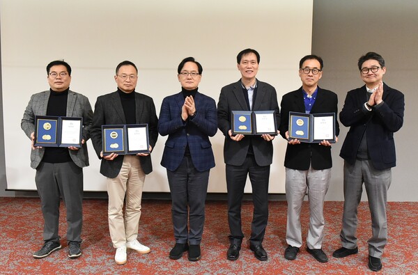 경과원은 12월18일 판교 스타트업캠퍼스에서 경기도 스타트업의 새로운 거점이 될2판교G2블록의 민관 협력 사업추진에 대한 보고회를 개최했다 (사진=경과원)