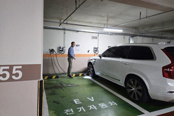 경기도가 2024년 ‘공동주택 기술자문단’ 이용자를 대상으로 만족도 조사를 진행한 결과, 99.4%가 ‘만족’하는 것으로 나타났다. (사진=경기도)