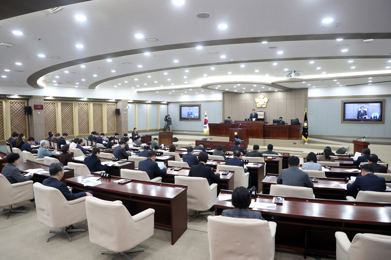수원시의회는 3월12일부터 20일까지 9일간의 일정으로 제391회 임시회를 개회하고 본격적인 의정활동에 들어갔다. (사진=수원시의회)