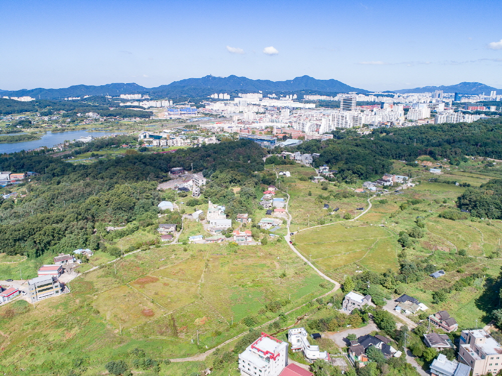 의왕시는 두 지구 총 4만6218㎡ 규모의 도시지원시설용지에 대한 기업유치사업 추천대상자 선정 공모를 5월 13일까지 진행한다고 밝혔다. 사진은 월암지구. (사진=의왕시)