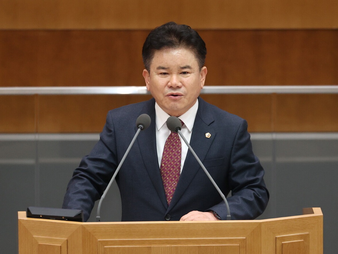 경기도의회 건설교통위원회 문병근 의원(국민의힘·수원11)은 4월 8일 열린 제383회 임시회 제1차 본회의에서 5분 자유발언을 통해 “경기 남부권의 공립 예술고등학교 설립이 시급하다”고 주장했다. (사진=경기도의회)