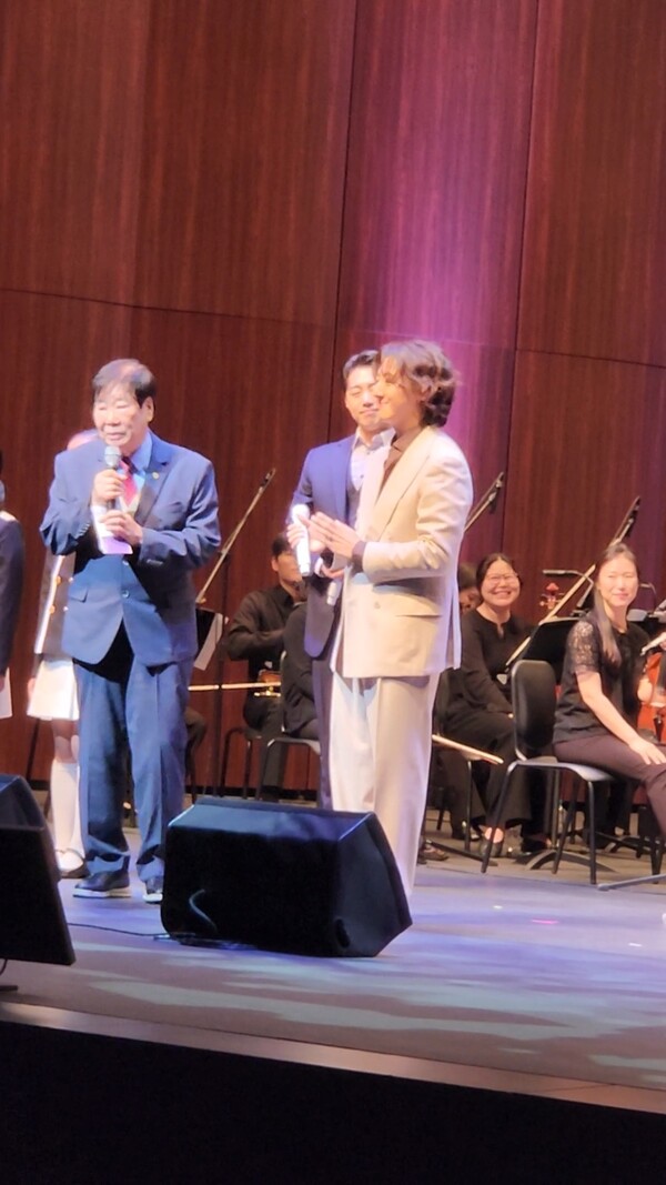 작곡가 신귀복 선생의 음악세계를 조명하는 콘서트 ‘가곡의 별’이 지난 5월24일 안성 아트홀 대공연장에서 성황리에 열렸다. (사진=이국진 기자)