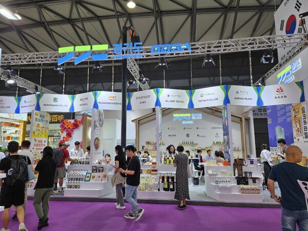 경기도와 경기도경제과학진흥원은 ‘2025 시알 차이나(SIAL CHINA)’ 식품박람회에 10개 경기도 기업이 참가해 계약추진액 1694만 달러의 성과를 거뒀다.(사진=경기도)