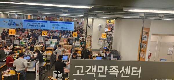 농식품부와 식품·유통업계가 여름철 가공식품 할인 행사에 돌입한다. 사진은 의정부시 이마트. (사진=일간경기DB)