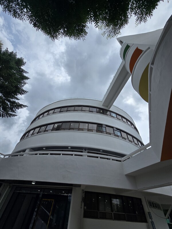 부천시는 조용익 부천시장의 민선 8기 공약에 따라 시립 심곡도서관 리모델링 공사를 6월 26일 준공했다. 