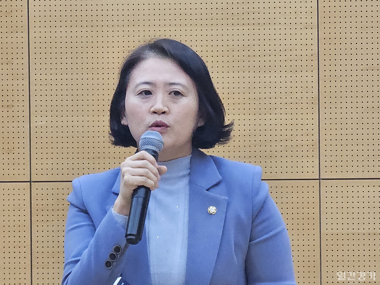 박지혜 의원은 7월24일 의정부시청 의정홀에서 김동근 시장 등 시 관계자들과 정책협의회를 개최하고 지역 주요 현안에 대한 실질적 해결책을 모색했다. (사진=조태근 기자)