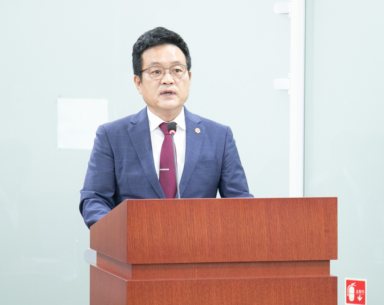 경기도의회 문화체육관광위원회 이학수 의원(국민의힘, 평택5)이 대표발의한 ‘경기도 체육인 복지 조례안’이 7월 23일 열린 제385회 임시회 제2차 본회의에서 최종 의결됐다.