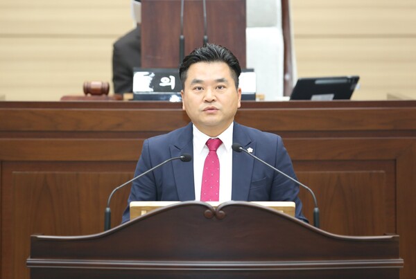 인천 서구의회 홍순서 의원은 8월11일 검단신도시에 신설되는 신검단초등학교의 교명 제정과 관련해 반대 입장을 강하게 표명했다. (사진=서구의회)