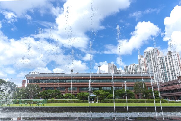 광명시가 관내 중소기업의 해외시장 진출을 지원하기 위해 수출물류비와 온라인 마케팅 비용을 집중 지원한다.(사진=광명시)