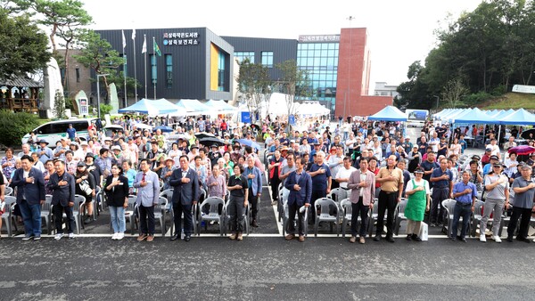 안성시 삼죽면은 9월7일 삼죽면 행정복지센터 일원과 국사봉에서 열린 「2025 삼죽 국사봉 문화축제」에 주민과 방문객 1500여 명이 참여했다고 밝혔다. (사진=안성시)