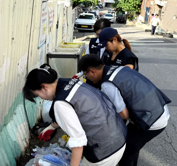 수원시가 '새빛 환경수호자' 운영 한 달 만에 쓰레기 발생량을 8.3% 줄였다. (사진=수원시)