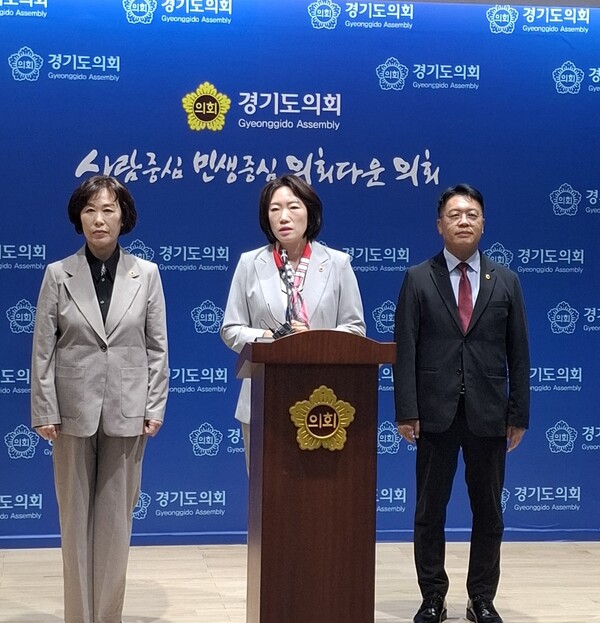 이혜원 경기도의원이 발의한 '경기도 조정교부금 배분 조례 일부개정조례안'이 9월 19일 열린 제386회 임시회 제4차 본회의에서 재석의원 93명 중 찬성 88명, 기권 5명으로 원안 가결됐다. 