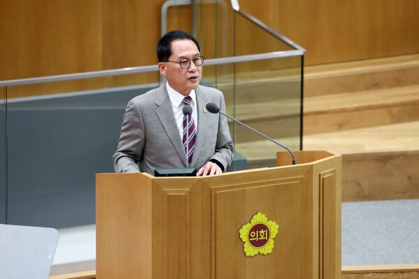 안광률 위원장은 9월19일 열린, 제386회 임시회 제4차 본회의 5분 자유발언을 통해 정부의 신혼부부 전용 버팀목 전세자금대출이 현실과 괴리돼 있다며 제도의 한계를 지적했다. (사진=경기도의회)