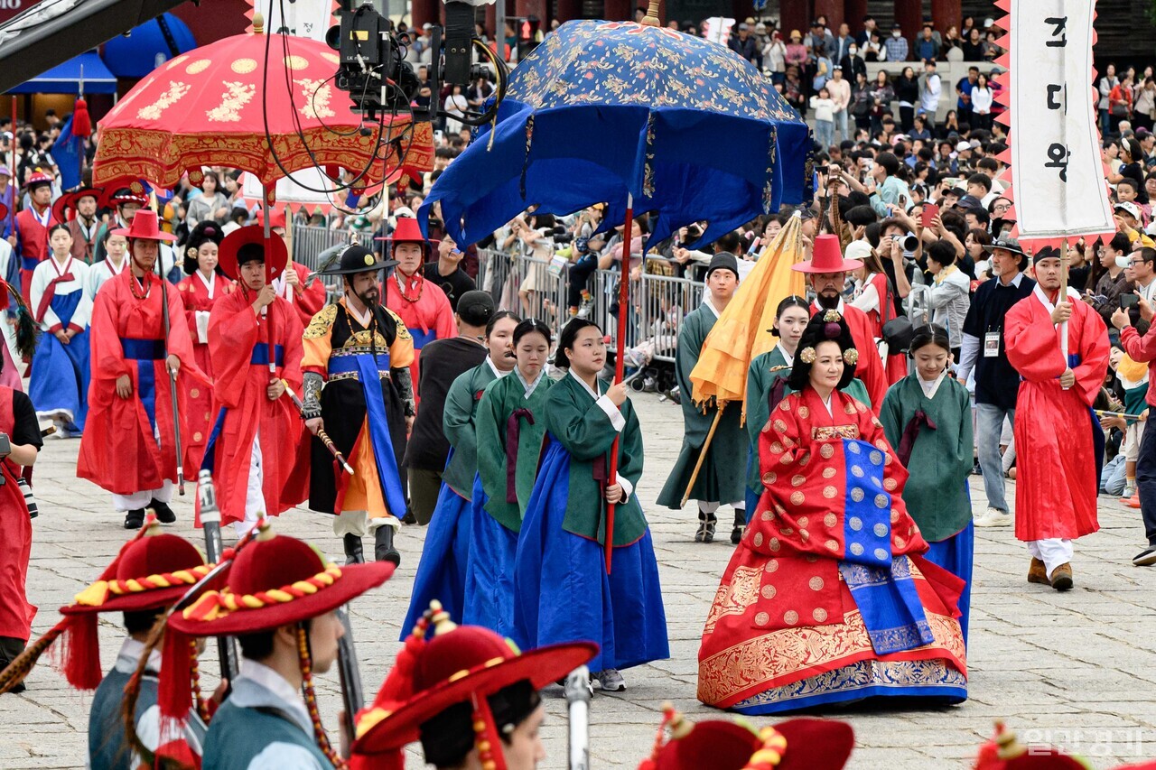 2025 정조대왕 능행차 공동재현 행렬. (사진=수원시)