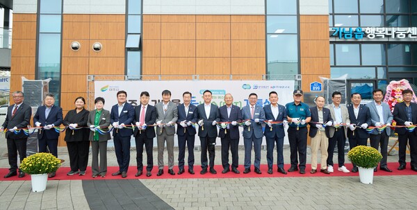 여주시는 10월 10일 가남 태평문화공원에서 수요응답형 교통수단 똑버스(DRT) 개통식을 열었다. (사진=여주시)