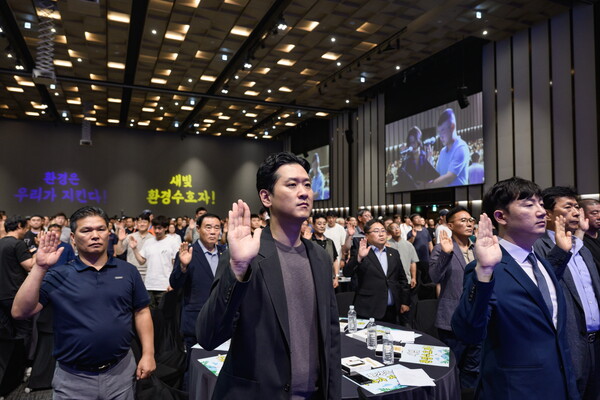 수원시가 생활쓰레기 감량을 위해 999명의 새빛 환경수호자를 운영하며 시민 참여형 쓰레기 감량 챌린지를 추진한다. (사진=수원시)